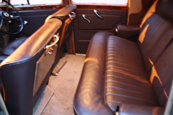 interior of bently for rent in baton rouge