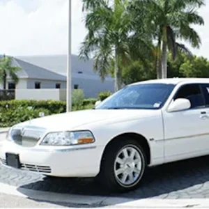 square image of white lincoln limo for rent in baton rouge