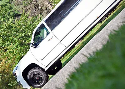 white escalade limo for rent in louisiana 12
